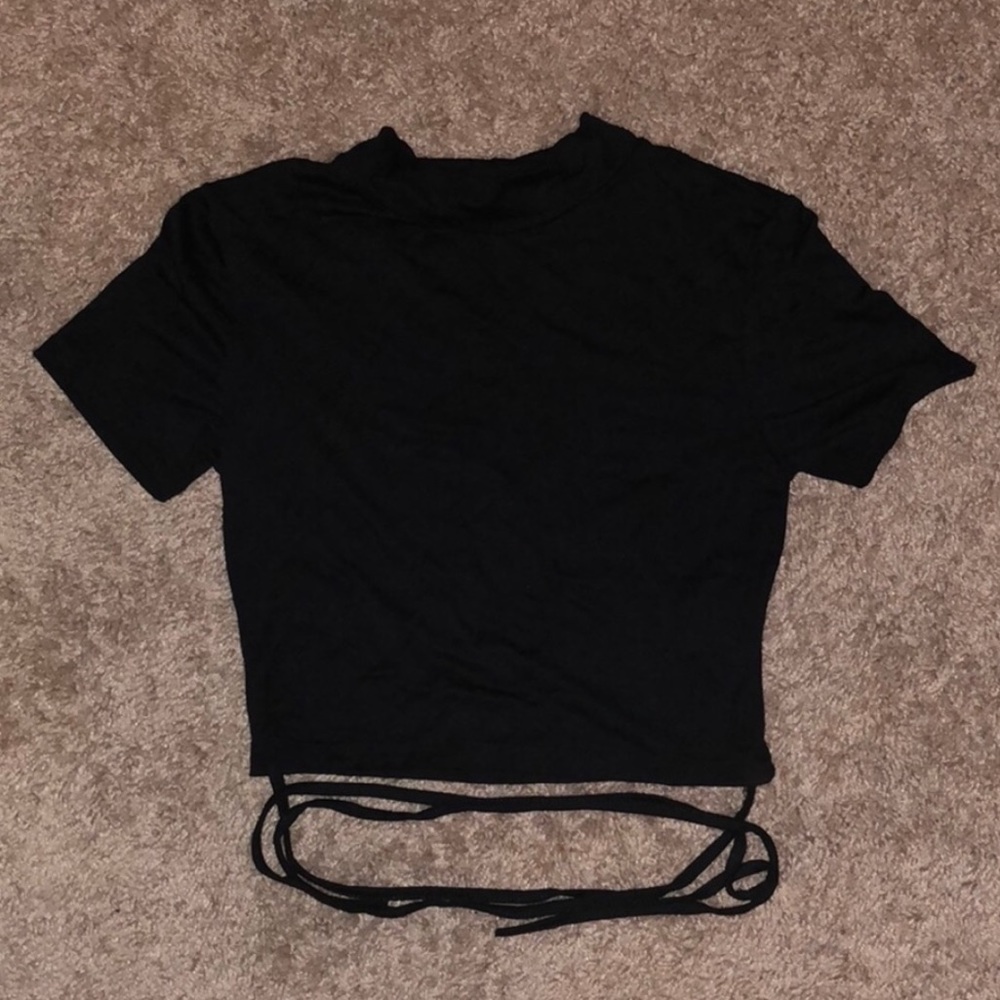 Black tight crop top